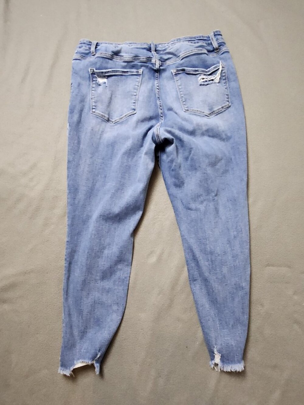 Lovervet by Vervet Light Wash High Rise Distressed Ankle Skinny Jeans Size 20 - Picture 3 of 10